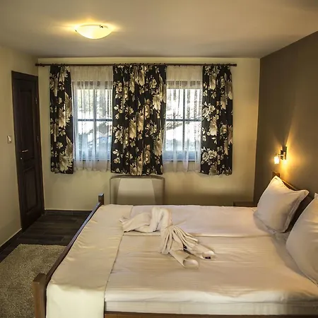 Tatil Evi Red House *